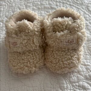 UGG Baby Sherpa Booties in Cream